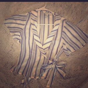 Forever 21 Contemporary Blouse